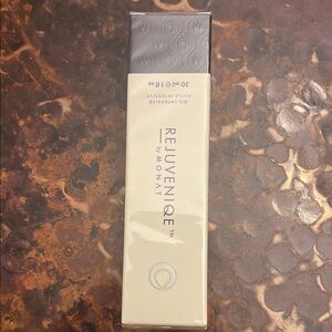 Rejuveniqe Oil Intensive - Gray